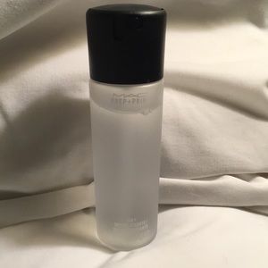 MAC prep and prime spray